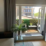 New- Prime Location-Spacious Cozy Room Next To Hyde Park