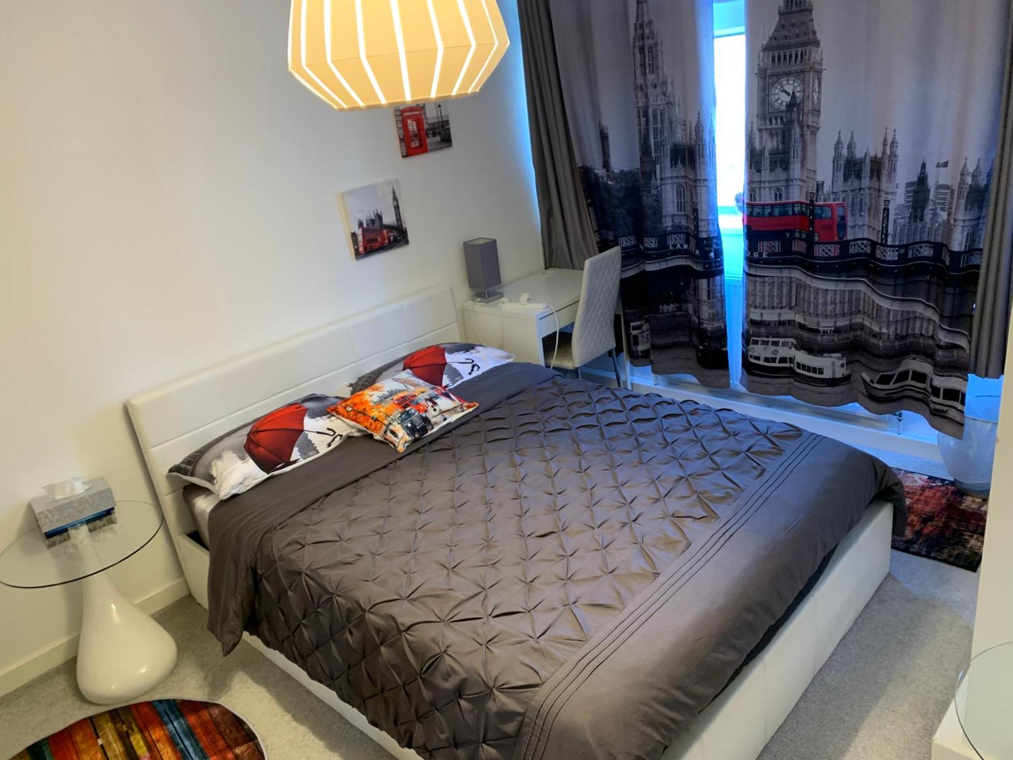 Homestay New- Prime Location-spacious Cozy Next To Hyde Park